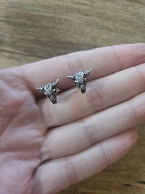 Sterling Silver Bull Skull Stud Earrings - Dark Silver